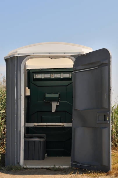 Best Luxury portable toilet rental  in Weweantic, MA